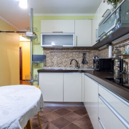 Продажа 3-комн квартиры на вторичном рынке ул Типанова,  д. 40