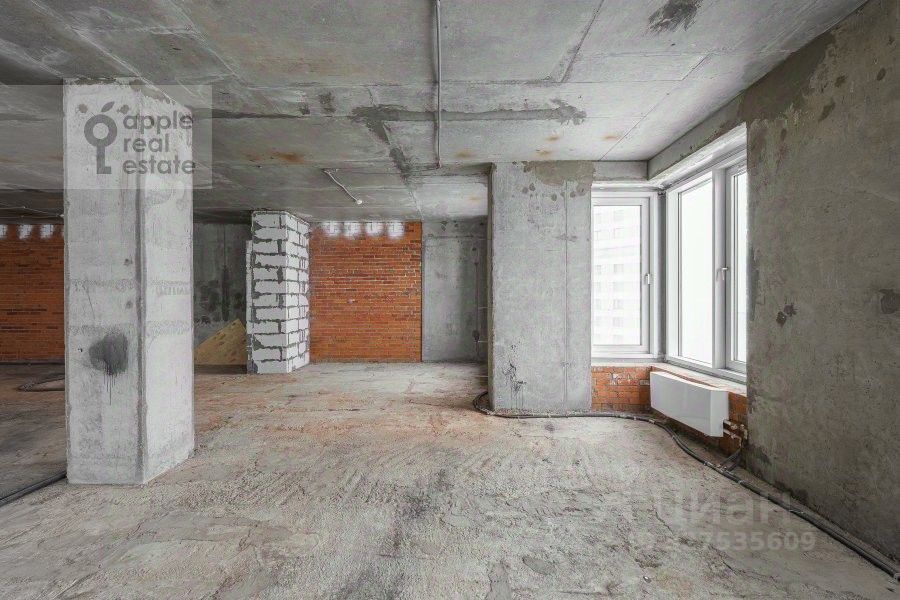Продажа 3-комн квартиры на вторичном рынке Минская улица, 2