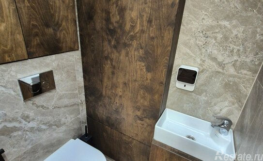 Продажа 2-комн квартиры на вторичном рынке Космонавтов пр-кт,  д. 106