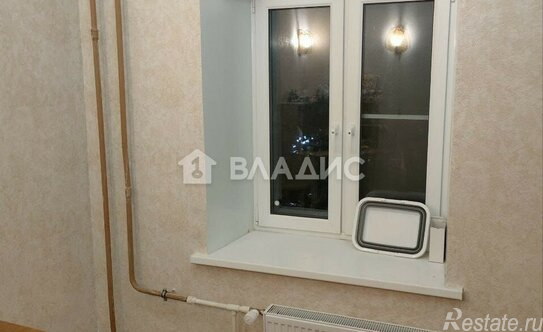 Продажа 3-комн квартиры на вторичном рынке Торжковская улица