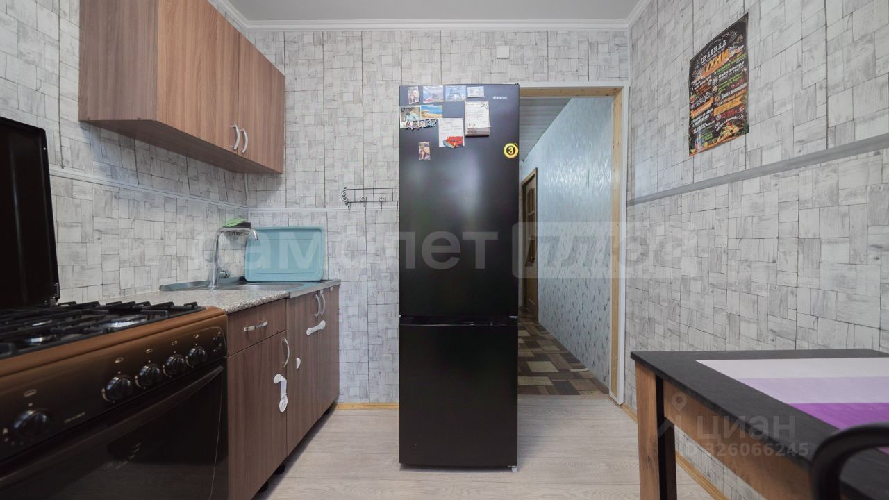 Продажа 2-комн квартиры на вторичном рынке Южный мкр, улица Мира,  д. 10