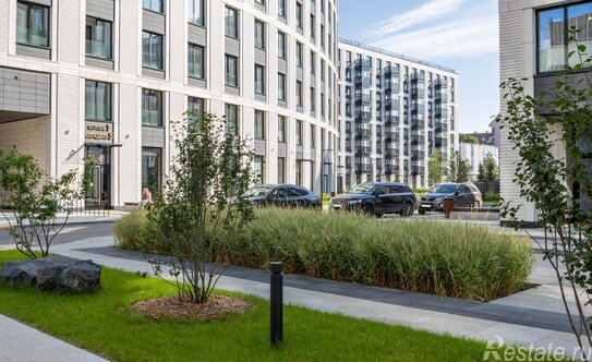 Продажа 3-комн квартиры на вторичном рынке Петровский пр-кт,  д. 28,  к. 1 стр 1