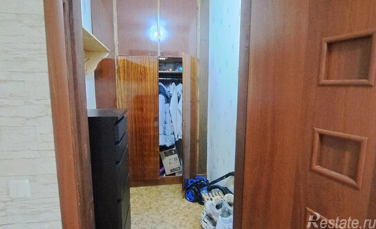 Продажа 1-комн квартиры на вторичном рынке Дубна, ул Володарского,  д. 4/18Б