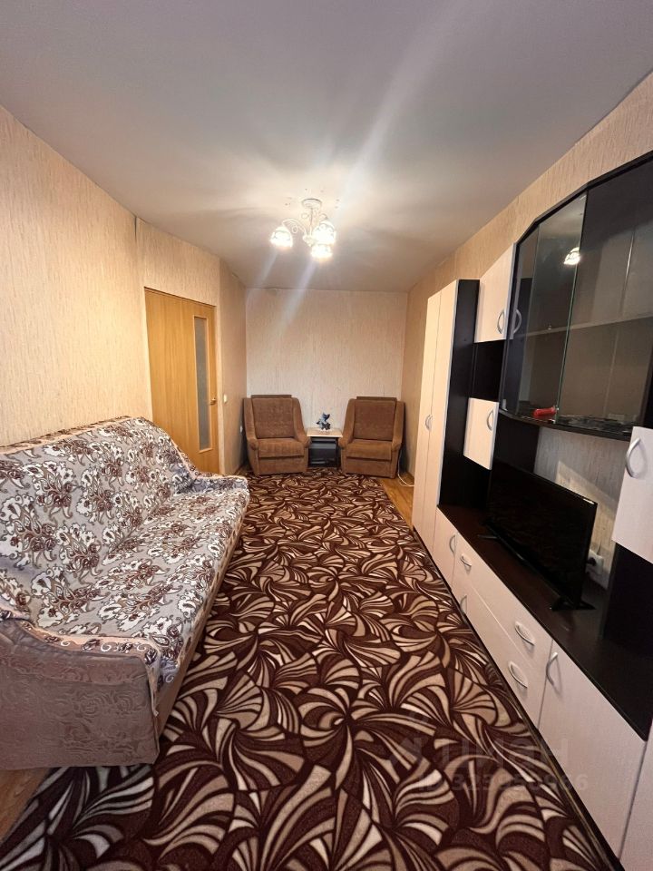 Аренда 1-комн квартиры на вторичном рынке Тихвин, улица Ярослава Иванова, 3