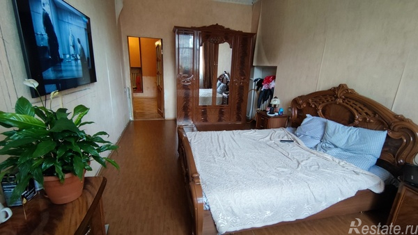 Продажа 4-комн квартиры на вторичном рынке Тамбовская ул,  д. 26