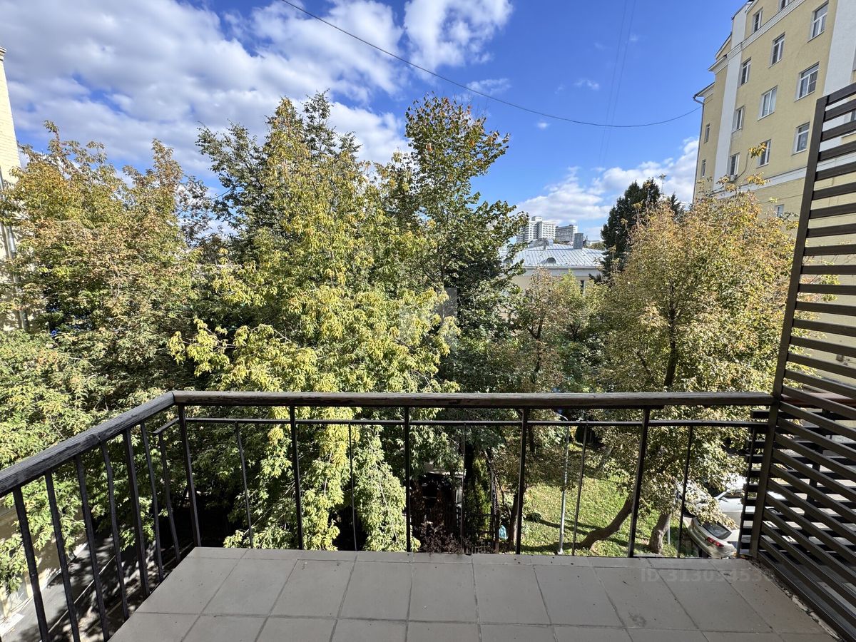 Продажа 2-комн квартиры на вторичном рынке Поварская улица, 29/36С1