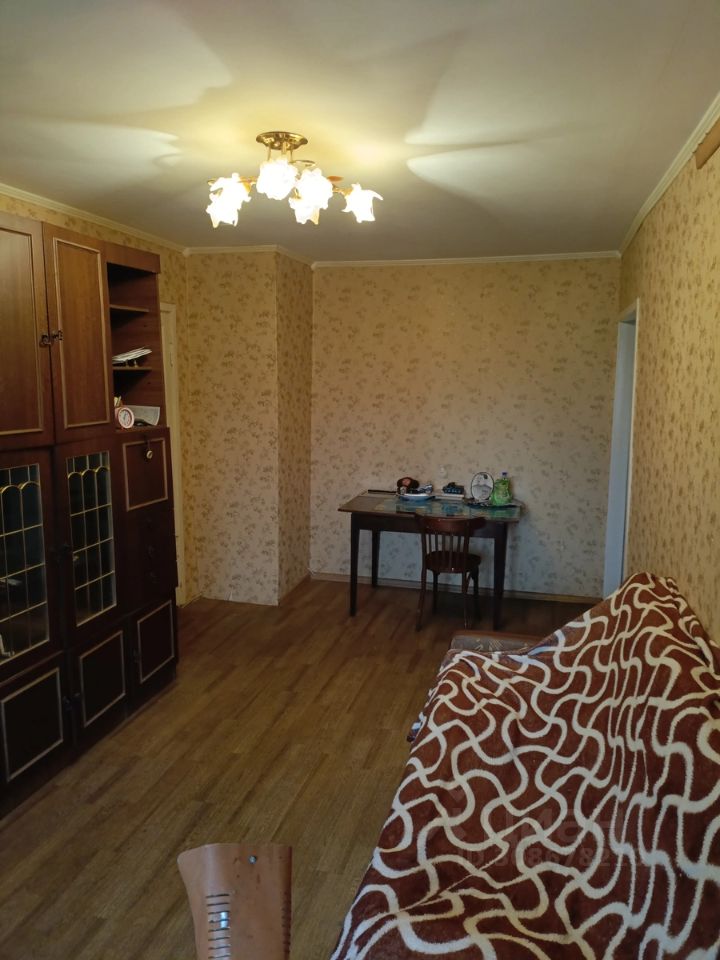 Продажа 3-комн квартиры на вторичном рынке Гатчина, улица Киргетова, 14