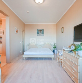 Продажа 1-комн квартиры на вторичном рынке проспект Медиков,  д. 10 к4