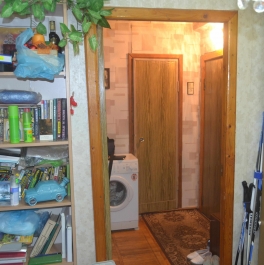 Продажа 3-комн квартиры на вторичном рынке Трамвайный пр-кт ,  д. 15,  к. 1