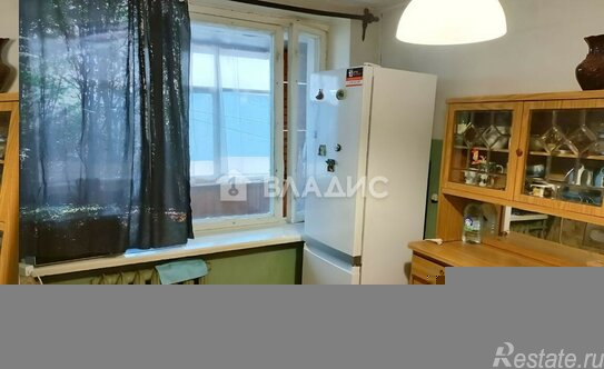 Продажа 1-комн квартиры на вторичном рынке Зенино, Вертолётная улица,  д. 24