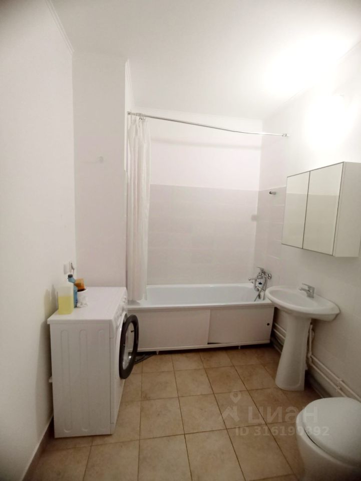 Продажа 1-комн квартиры на вторичном рынке Зенино ЖК Самолет мкр, Люберцы, улица Камова,  д. 6к2