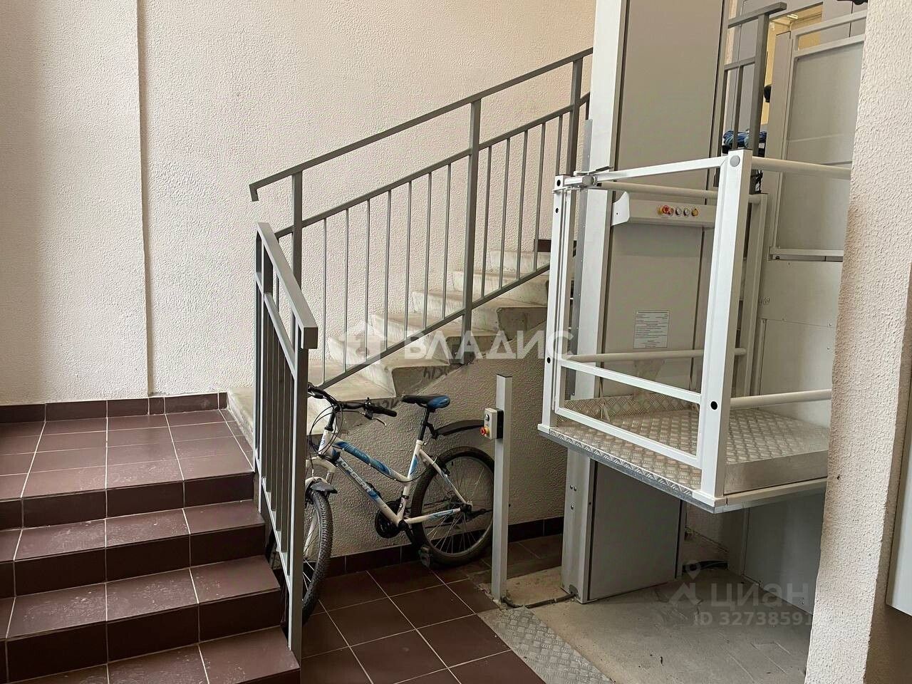 Продажа 2-комн квартиры на вторичном рынке Мурино, бульвар Воронцовский, 19к1