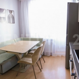 Продажа 3-комн квартиры на вторичном рынке Народного ополчения пр-кт