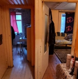 Продажа 1-комн квартиры на вторичном рынке Подольск г, Климовск мкр, 50 лет Октября пр-кт,  д. 26