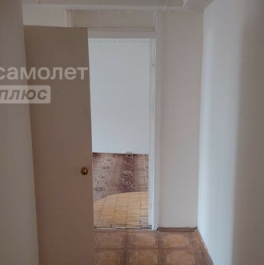 Продажа 2-комн квартиры на вторичном рынке Андроньевская Б. ул,  д. 20