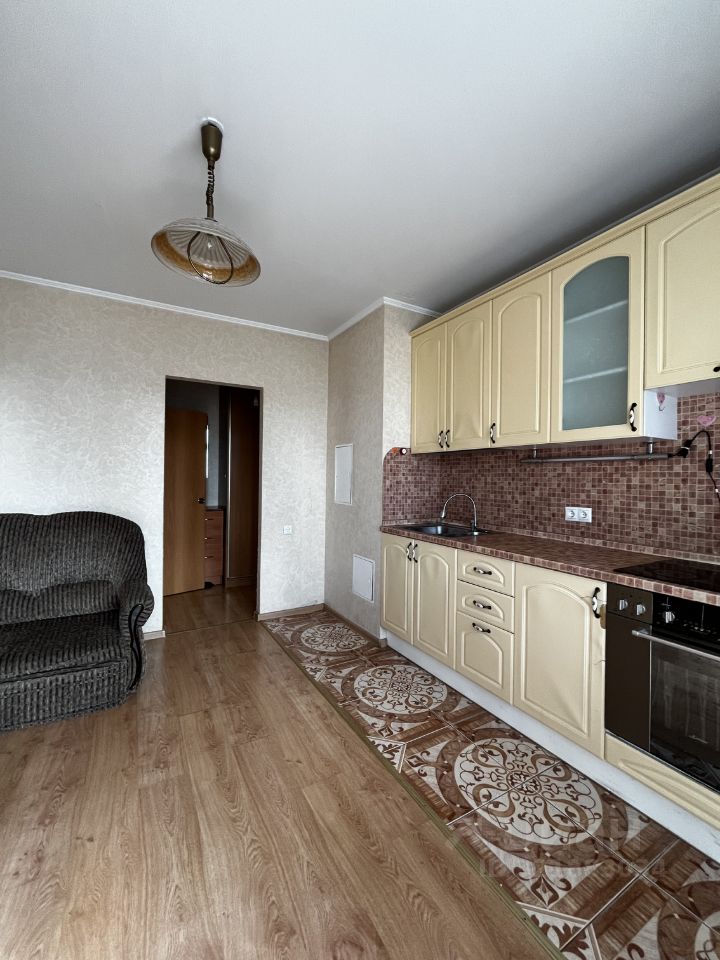 Продажа 1-комн квартиры на вторичном рынке Красногорск, бульвар Красногорский, 5