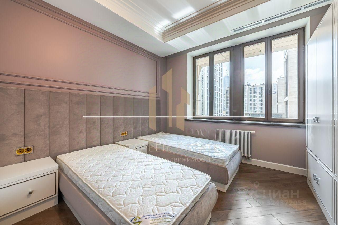 Продажа 3-комн квартиры на вторичном рынке Черногрязская 2-я ул,  д. 6к2