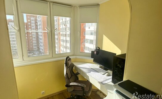 Продажа 1-комн квартиры на вторичном рынке Северный, ул Ломоносова,  д. 10