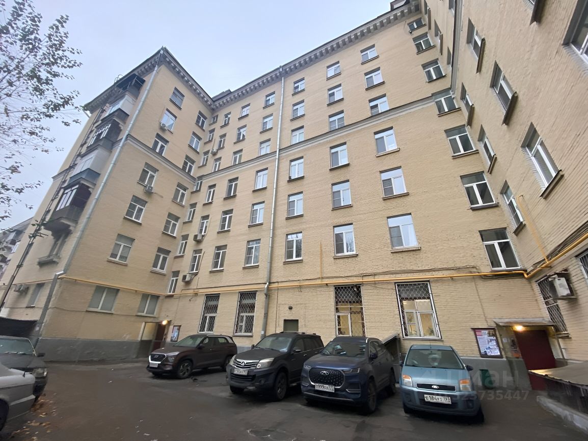 Продажа 2-комн квартиры на вторичном рынке Луховицкая улица, 1/55