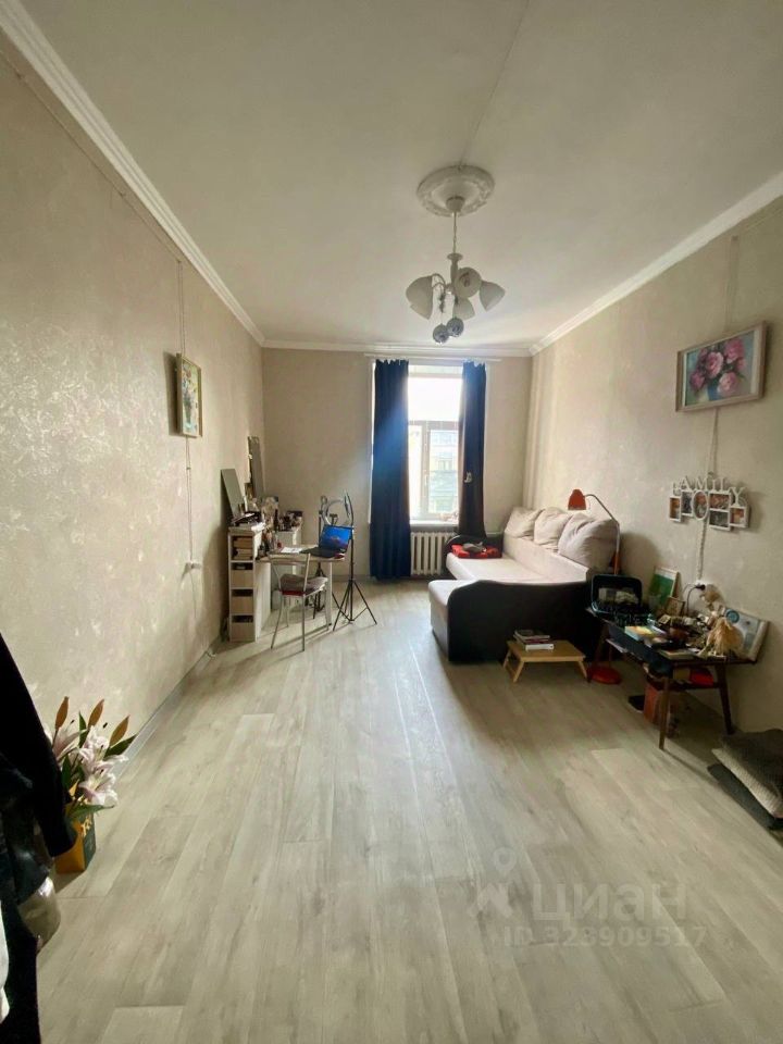 Продажа 3-комн квартиры на вторичном рынке Московский проспект, 75