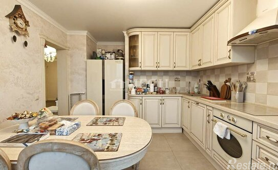 Продажа 5-комн квартиры на вторичном рынке Ясный проезд,  д. 14