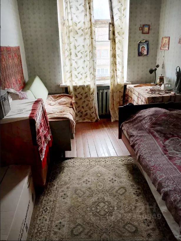 Продажа 2-комн квартиры на вторичном рынке пос. Волошово, улица Южная, 4