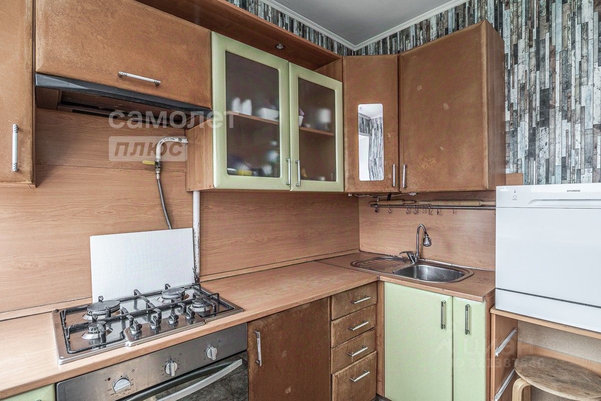 Продажа 3-комн квартиры на вторичном рынке Ленинский проспект, 102