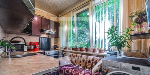 2-комн квартира ул Купчинская,  д. 6/4,  к. 1