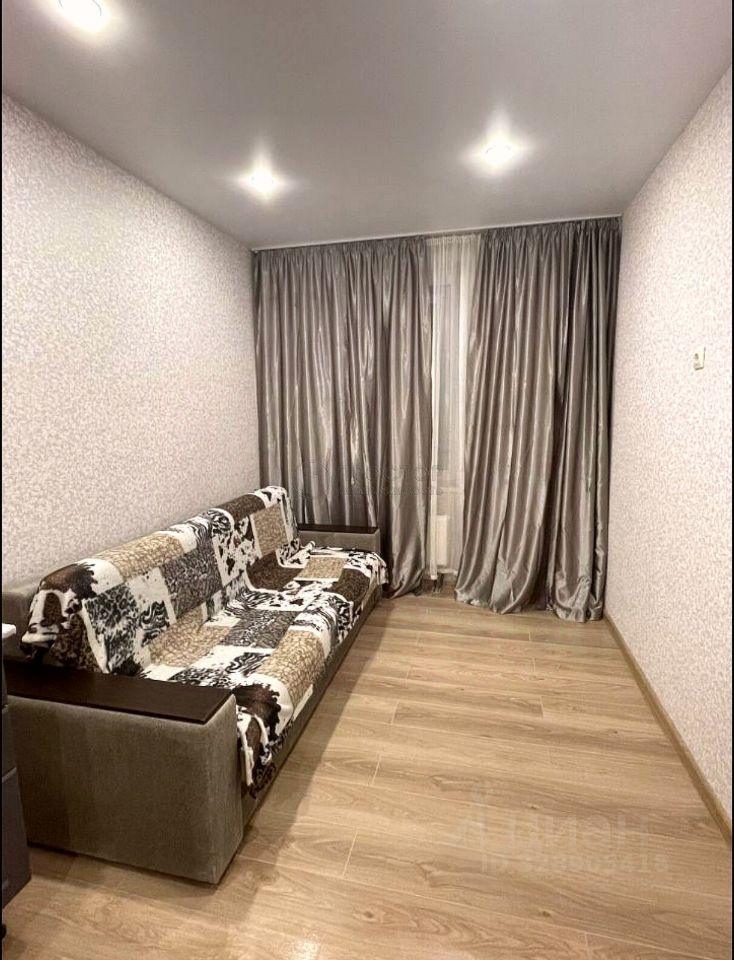 Продажа 1-комн квартиры на вторичном рынке проспект Куприна, 38к2