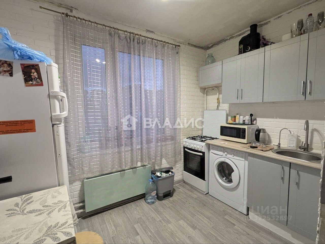 Продажа 1-комн квартиры на вторичном рынке Ленинский проспект, 3