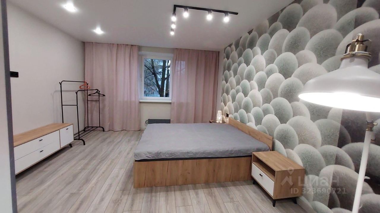 Продажа 1-комн квартиры на вторичном рынке Филевский бульвар, 12