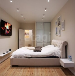 Продажа 1-комн квартиры на вторичном рынке Московский пр-кт,  д. 183-185