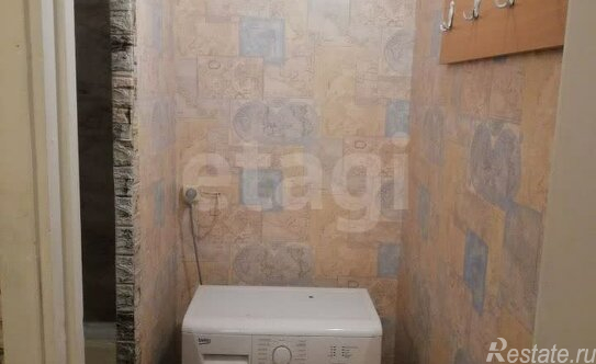 Продажа 2-комн квартиры на вторичном рынке Планерная улица,  д. 79