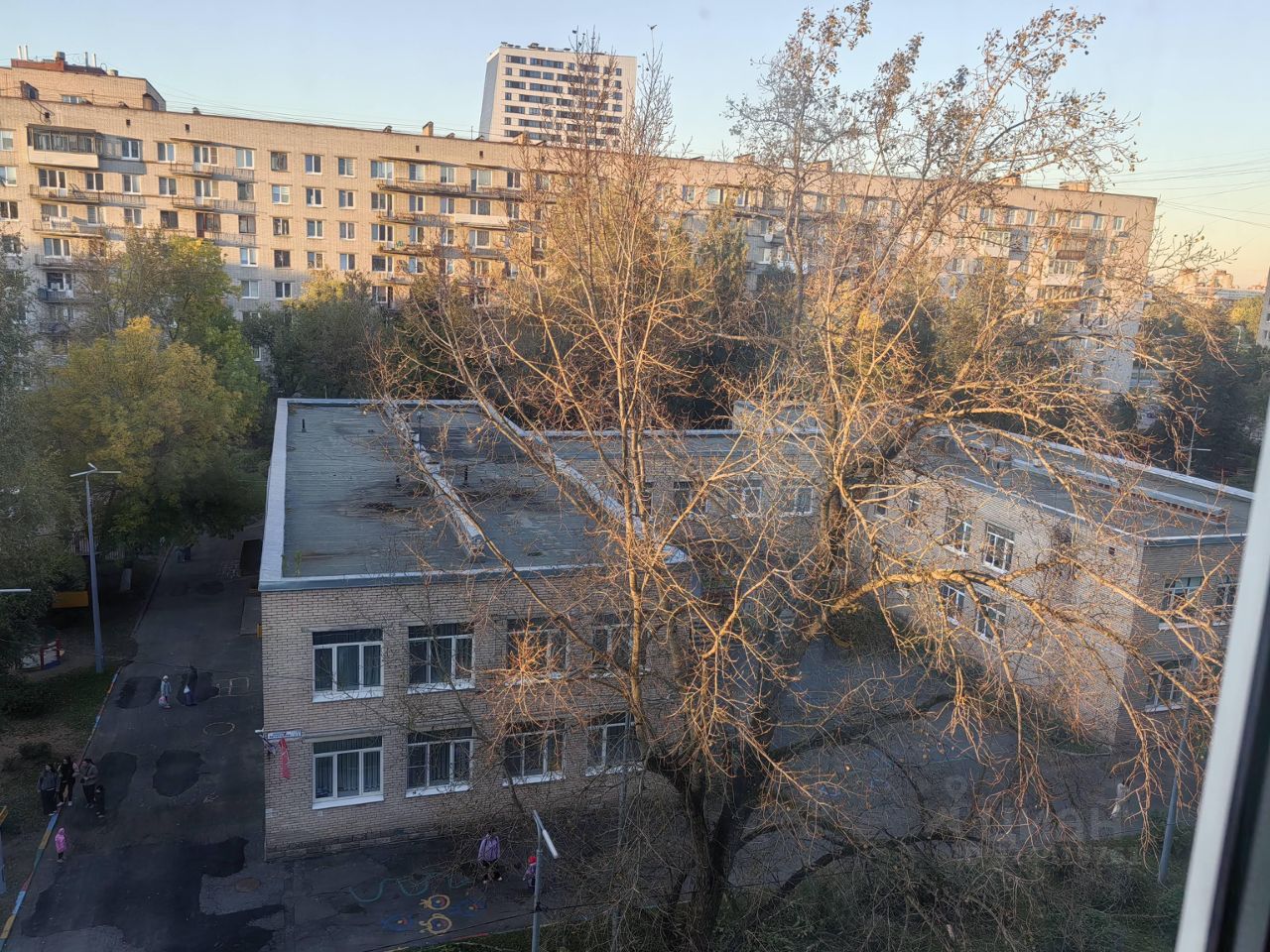 Продажа 3-комн квартиры на вторичном рынке улица Тамбасова, 13К2