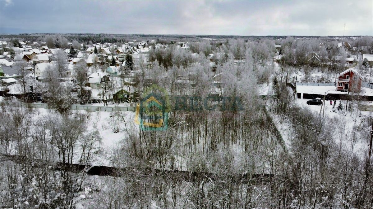 Продажа земли д. Куйвози, улица Луговая,  д. 15