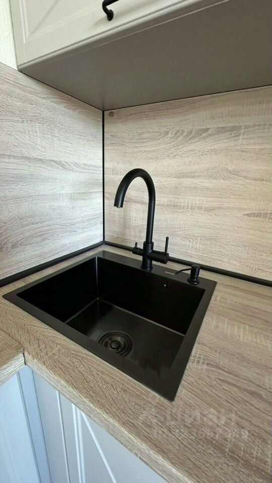 Продажа студии пос. Янино-1, 7-я линия, 1