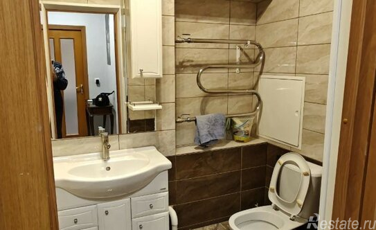 Продажа 1-комн квартиры на вторичном рынке улица Маршала Бирюзова,  д. 40