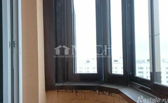 Продажа 4-комн квартиры на вторичном рынке улица Малыгина,  д. 12