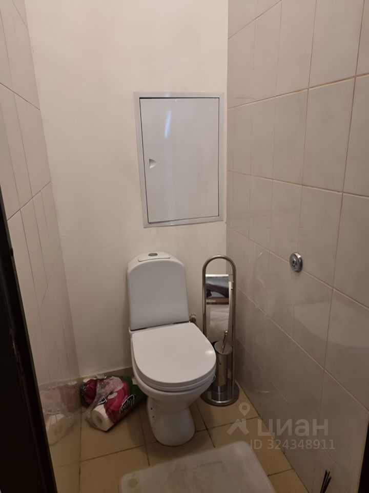 Продажа 2-комн квартиры на вторичном рынке улица Мневники, 21