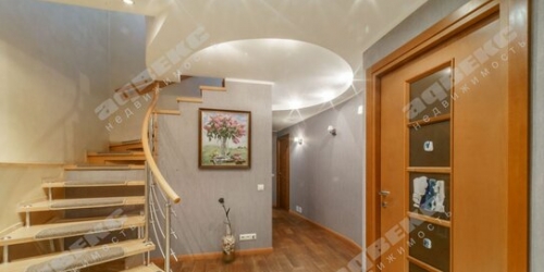 4-комн квартира проспект Динамо,  д. 23