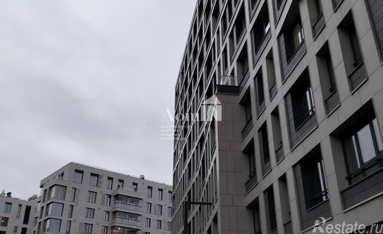 Продажа 2-комн квартиры на вторичном рынке набережная Чёрной речки,  д. 35 с1