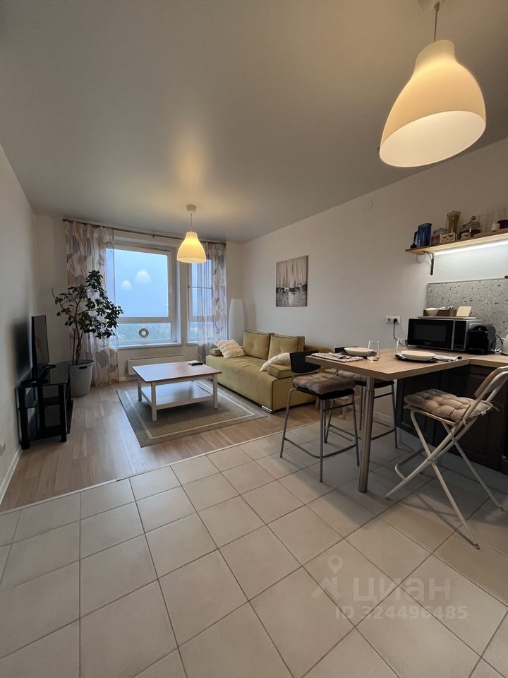 Аренда 2-комн квартиры на вторичном рынке улица Поляны, 5Ак3