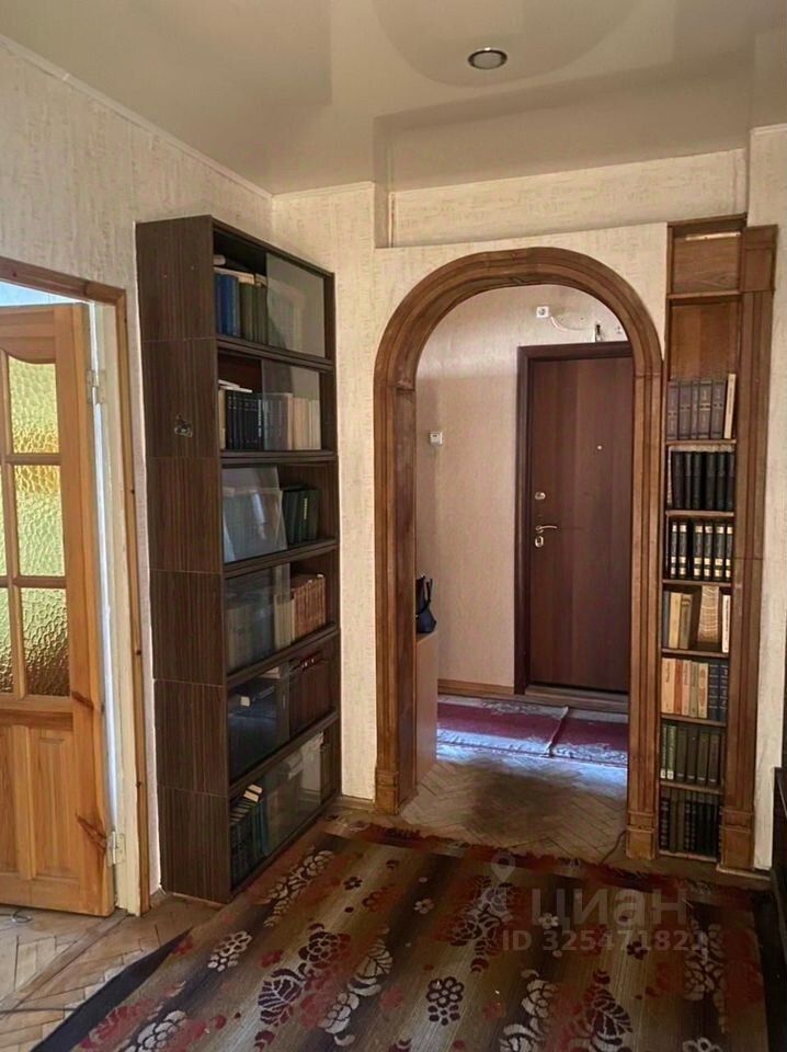 Продажа 3-комн квартиры на вторичном рынке улица Мичуринский проспект Олимпийская деревня, 20