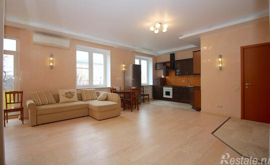 Продажа 3-комн квартиры на вторичном рынке ул Строителей,  д. 17,  к. 1