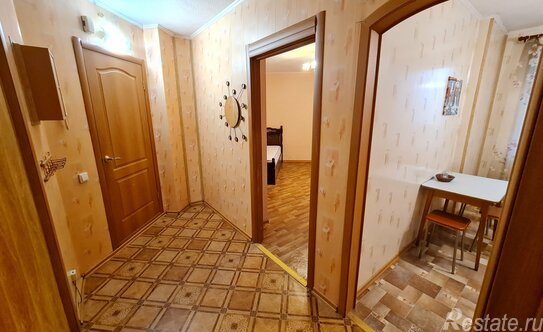 Продажа 4-комн квартиры на вторичном рынке Трамвайный пр-кт,  д. 13,  к. 2