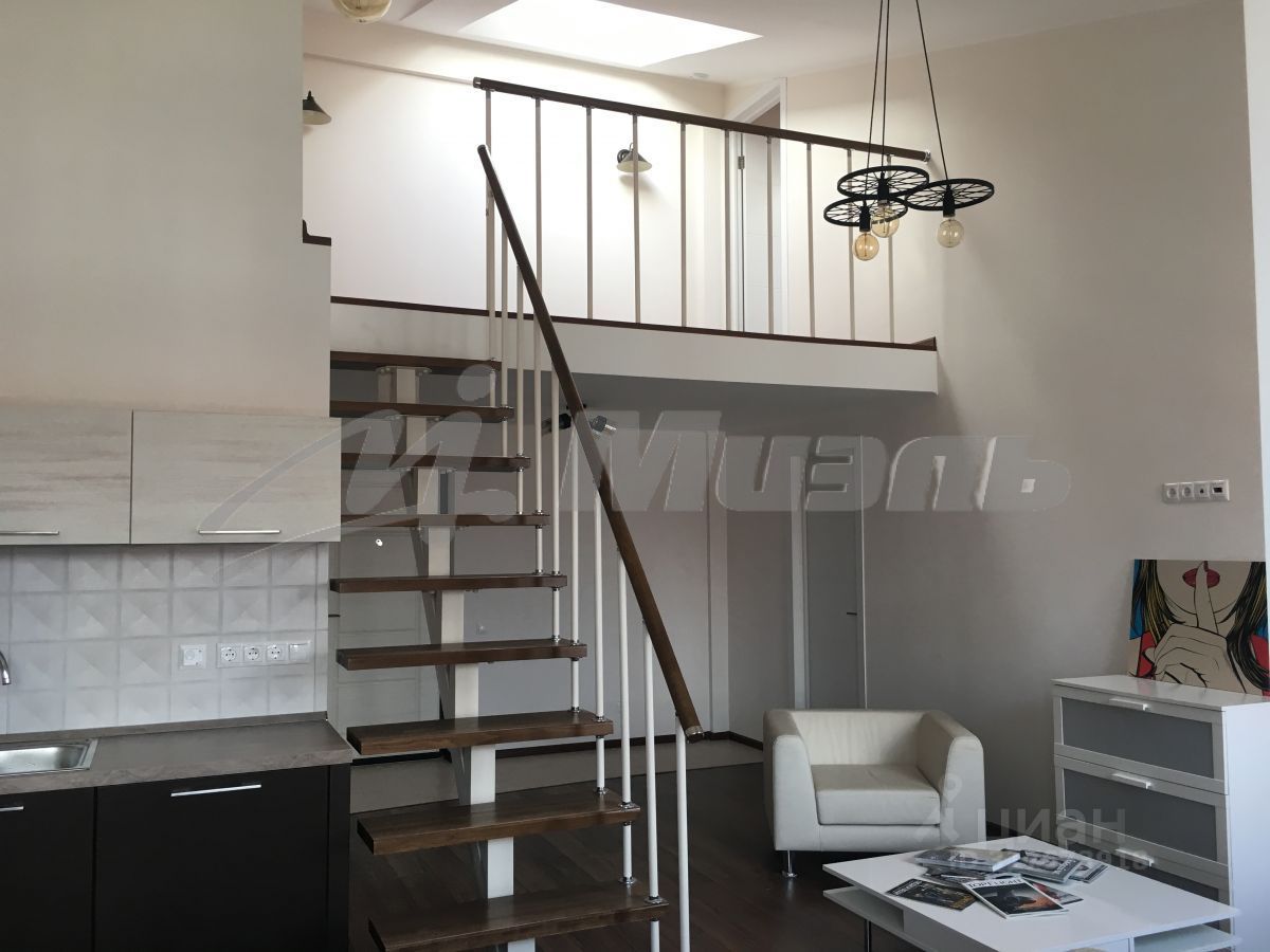Продажа 3-комн квартиры на вторичном рынке Королев, улица Горького, 79к10