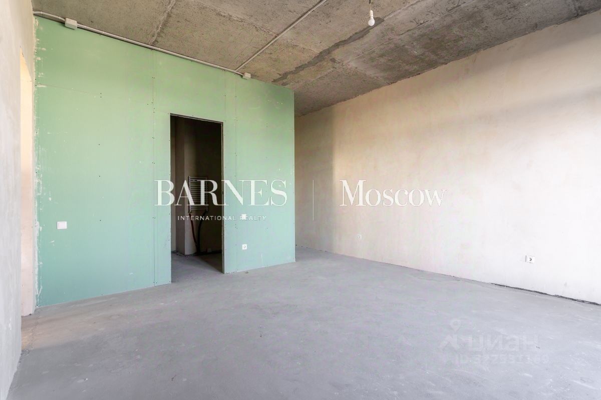 Продажа 2-комн квартиры на вторичном рынке Ждановская улица, 45