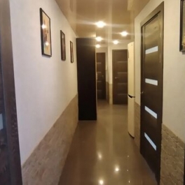 Продажа 4-комн квартиры на вторичном рынке Октябрьская улица,  д. 75