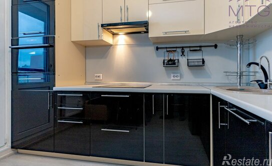 Продажа 2-комн квартиры на вторичном рынке Маршака пр-кт,  д. 14 к2