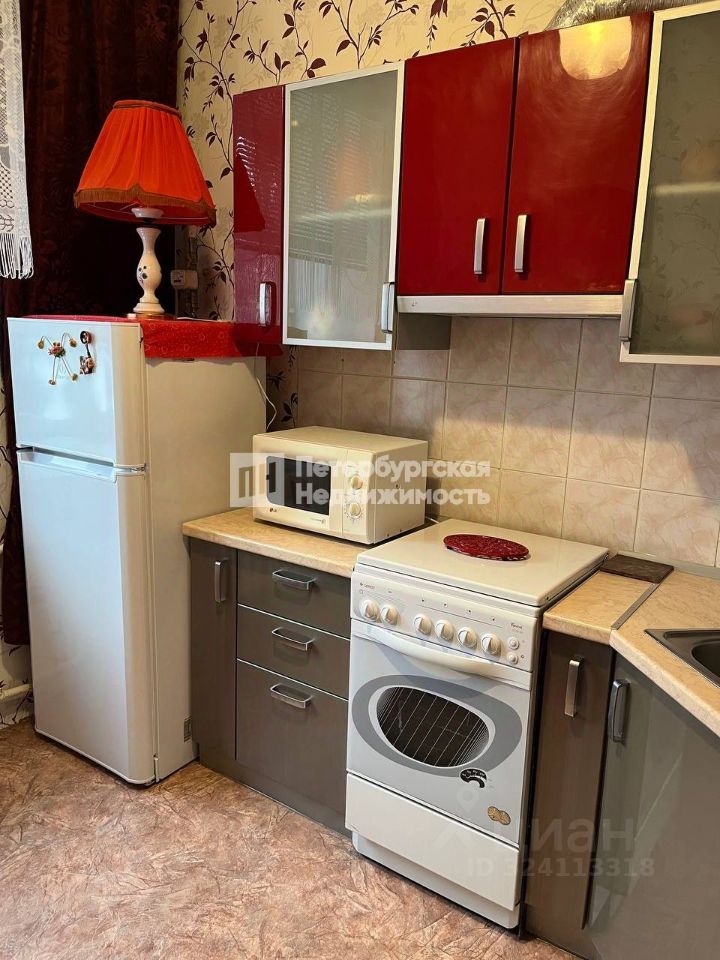 Аренда 1-комн квартиры на вторичном рынке Пушкин, Ахматовская улица, 6